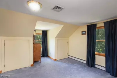 142 Mountain Pkwy, Green Brook Township, NJ 08812 - Photo 15