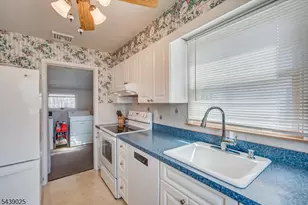 30 Walnut St, Edison Twp., NJ 08817 - Photo 21