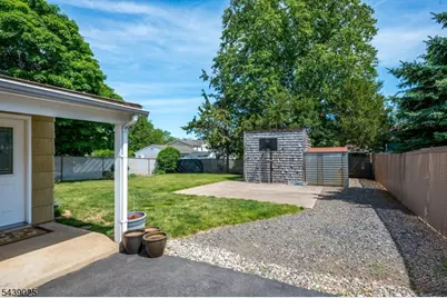 30 Walnut St, Edison Twp., NJ 08817 - Photo 33