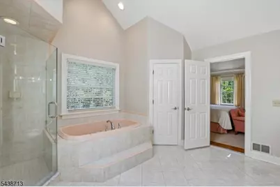 14 N Stone Hedge Dr, Bernards Township, NJ 07920 - Photo 33