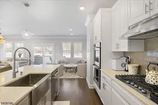 10 Albie Dr, Mountain Lakes, NJ 07046 - Photo 11