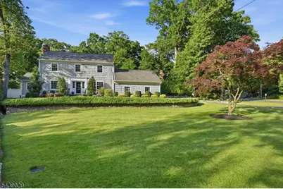 62 Fells Rd, Verona, NJ 07044 - Photo 3