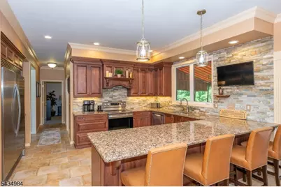 11 Stoneridge Ct, Rockaway Township, NJ 07866 - Photo 11