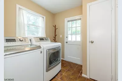 7 Natalie Dr, West Caldwell, NJ 07006 - Photo 15