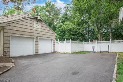 7 Natalie Dr, West Caldwell, NJ 07006 - Photo 31