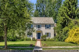 8 Summit St, Glen Ridge, NJ 07028 - Photo 1