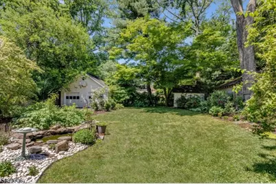 8 Summit St, Glen Ridge, NJ 07028 - Photo 25