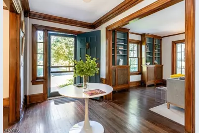 8 Summit St, Glen Ridge, NJ 07028 - Photo 3