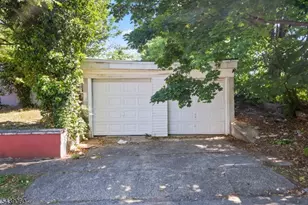 98 S Devine St, Newark, NJ 07106 - Photo 23