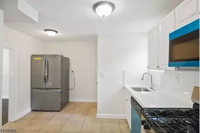 98 S Devine St, Newark, NJ 07106 - Photo 9
