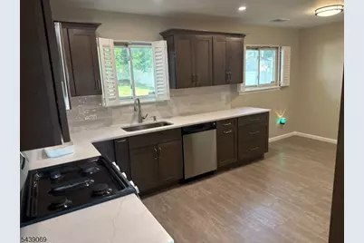 13 Patton Dr, Franklin Township, NJ 08873 - Photo 13