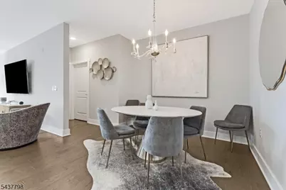 1 Vanderbilt Blvd #309, Florham Park, NJ 07932 - Photo 5