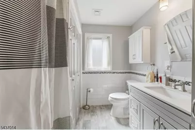 2246 Hobart St, Union Township, NJ 07083 - Photo 13
