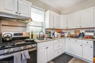 40 Olive St, Bloomfield, NJ 07003 - Photo 5