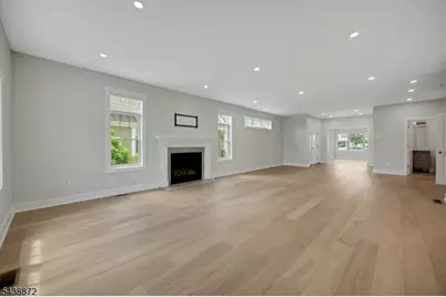 4 Dirlam Dr, Florham Park, NJ 07932 - Photo 9