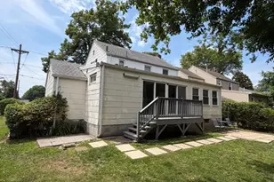 19 Alexander Ave, Bloomfield, NJ 07003 - Photo 3