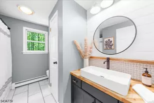 219 Buckley Ave, White Township, NJ 07863 - Photo 35