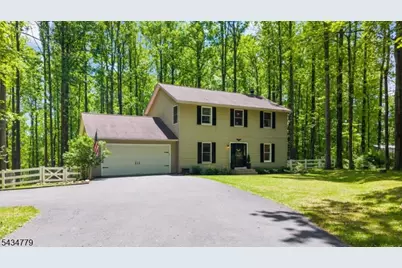 219 Buckley Ave, White Township, NJ 07863 - Photo 1