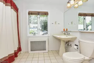 45 Lakeshore Dr, Oakland, NJ 07436 - Photo 33