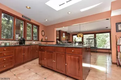 45 Lakeshore Dr, Oakland, NJ 07436 - Photo 17