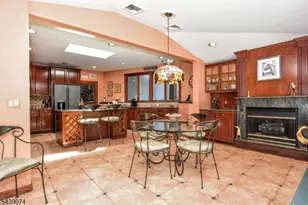45 Lakeshore Dr, Oakland, NJ 07436 - Photo 13