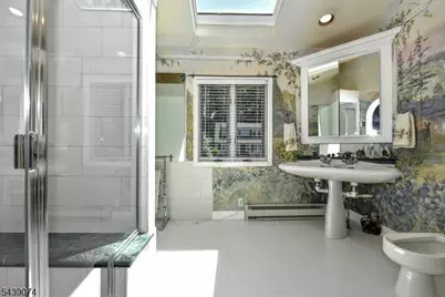 45 Lakeshore Dr, Oakland, NJ 07436 - Photo 29