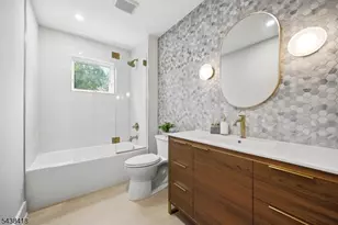 35 Sycamore Ave, Livingston, NJ 07039 - Photo 15