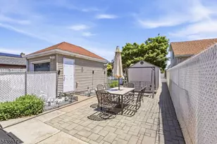 332 Riverside Ave, Lyndhurst Township, NJ 07071 - Photo 7