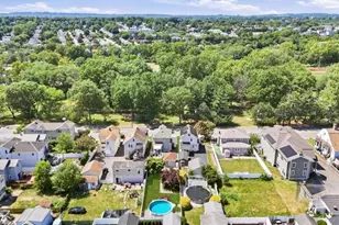 332 Riverside Ave, Lyndhurst Township, NJ 07071 - Photo 5