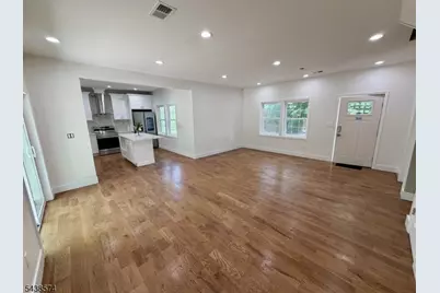 9 Beaver Trl, Hardyston Township, NJ 07460 - Photo 3