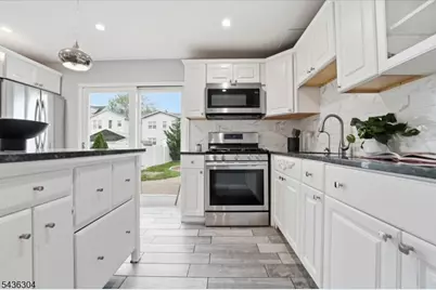 210 N 17th St, Bloomfield, NJ 07003 - Photo 11