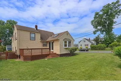 2515 Jackson Ave, Union Township, NJ 07083 - Photo 3