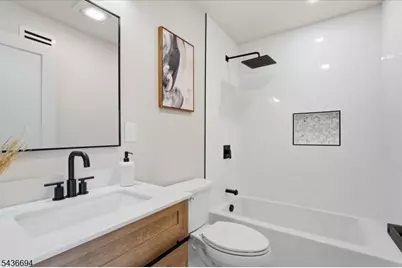 180 Sheridan Ave, Clifton, NJ 07011 - Photo 13