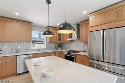 180 Sheridan Ave, Clifton, NJ 07011 - Photo 9