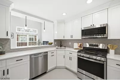 281 Riverwalk Way, Clifton, NJ 07014 - Photo 11