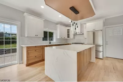 67 Melody Hill Rd, Clifton, NJ 07013 - Photo 5