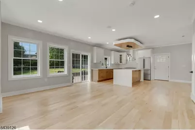67 Melody Hill Rd, Clifton, NJ 07013 - Photo 11