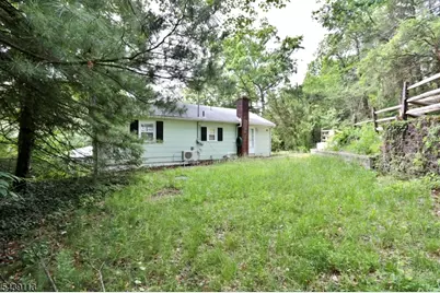 4 Village Pl, Jefferson Township, NJ 07438 - Photo 17