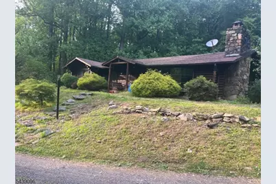 7 Derry Run Ln, Lebanon Township, NJ 08826 - Photo 1