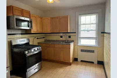 36 Walnut St, Montclair, NJ 07042 - Photo 9