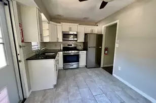 201 E 9th St, Plainfield, NJ 07060 - Photo 7