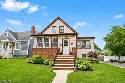 16 Passaic Ave, Hasbrouck Heights, NJ 07604 - Photo 3