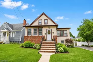 16 Passaic Ave, Hasbrouck Heights, NJ 07604 - Photo 3