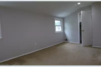 70 Knoll Rd, Parsippany, NJ 07054 - Photo 7