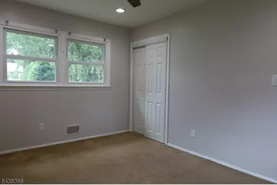 70 Knoll Rd, Parsippany, NJ 07054 - Photo 9