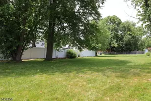 70 Knoll Rd, Parsippany, NJ 07054 - Photo 3