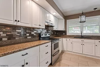 12 River Rd, Jefferson Township, NJ 07438 - Photo 9