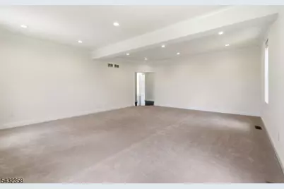 8 Fields Way, Mount Olive, NJ 07828 - Photo 23