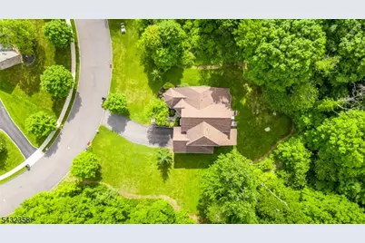 8 Fields Way, Mount Olive, NJ 07828 - Photo 33
