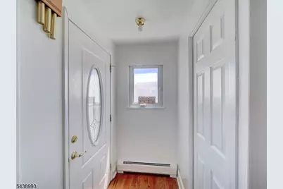 19 Jonquil Cir, Woodbridge Township, NJ 08863 - Photo 3